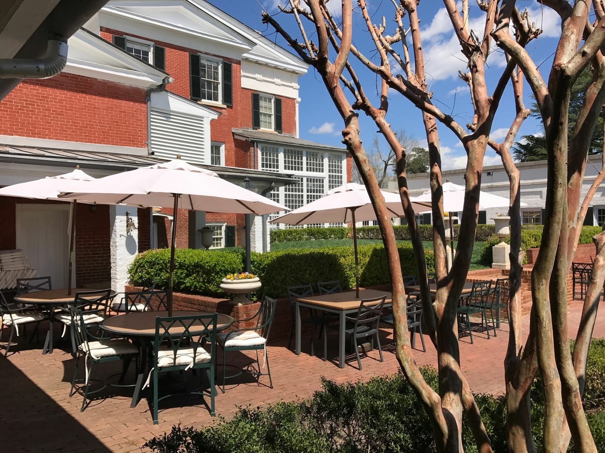 Hotel Berry Hill South Boston Exterior foto
